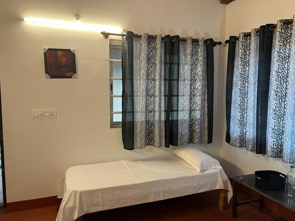 Darshan'S Home Stay Madikeri Bagian luar foto