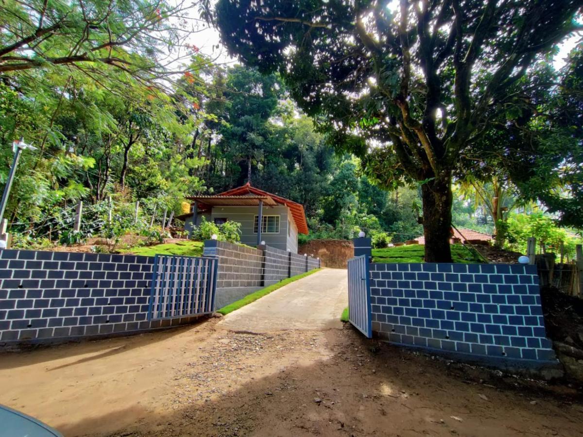 Darshan'S Home Stay Madikeri Bagian luar foto